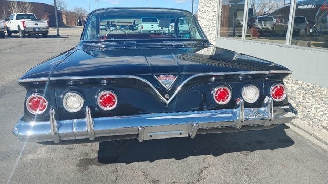 1961 CHEVY IMPALA Base