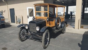 25 Ford MODEL T HUKSTER