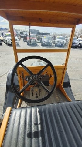 25 Ford MODEL T HUKSTER Base
