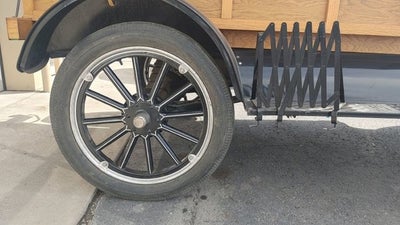 25 Ford MODEL T HUKSTER Base