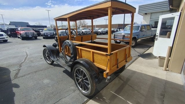 25 Ford MODEL T HUKSTER Base