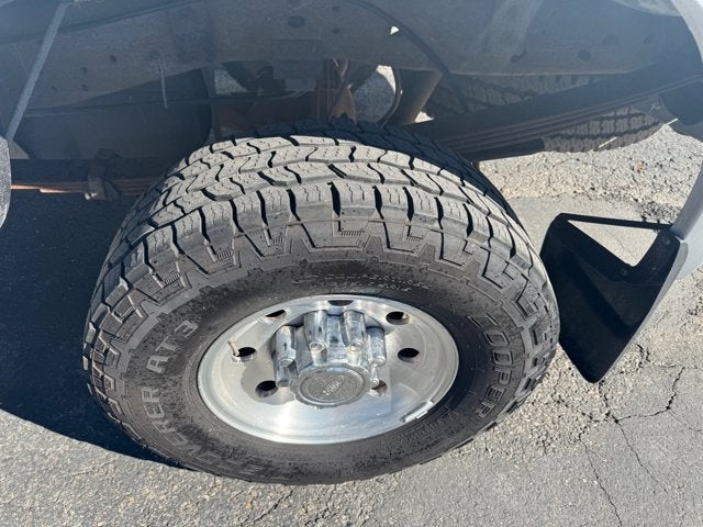 1999 Ford Super Duty F-350 SRW XL