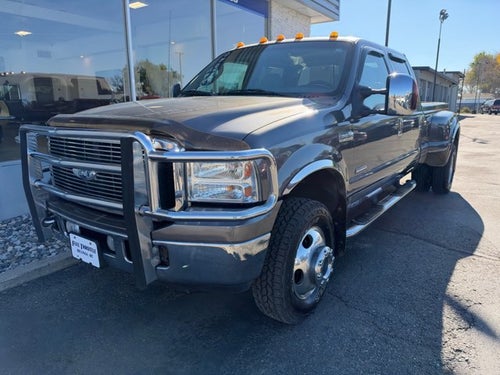 2006 Ford Super Duty F-350 DRW Lariat