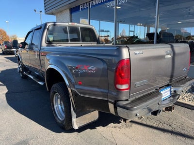 2006 Ford Super Duty F-350 DRW Lariat