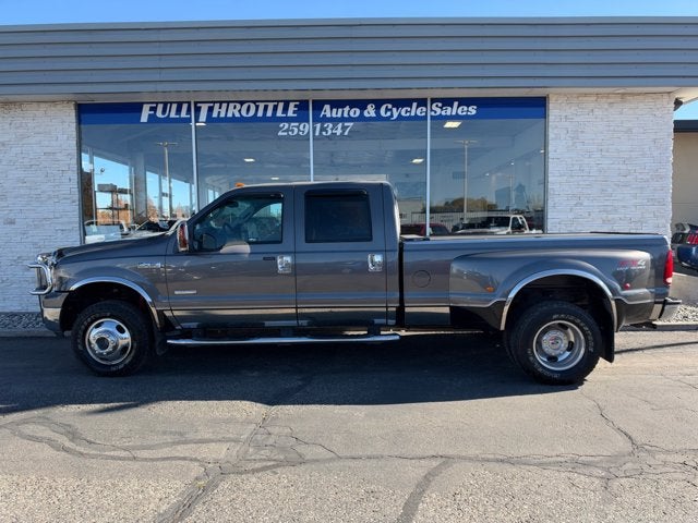 2006 Ford Super Duty F-350 DRW Lariat