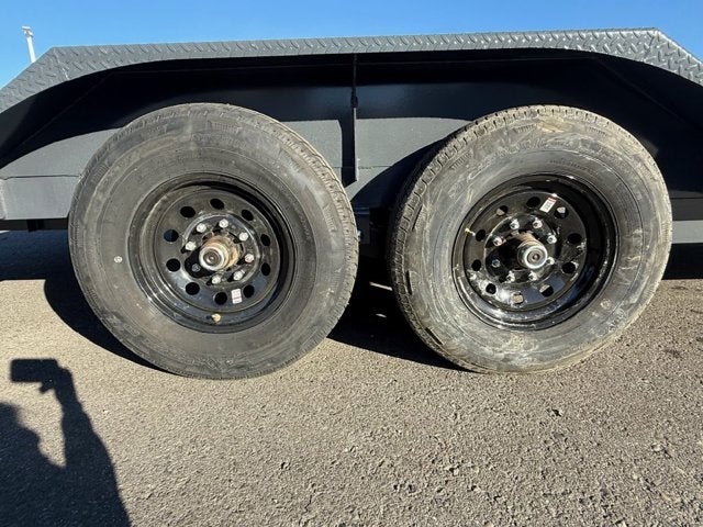 25 LAMAR EQUIP HAUL 14K Base