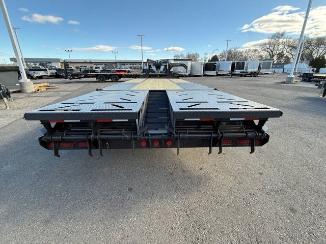 26 IRON BULL GOOSE EQ HAULER Base