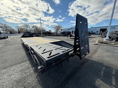 26 IRON BULL GOOSE EQ HAULER Base