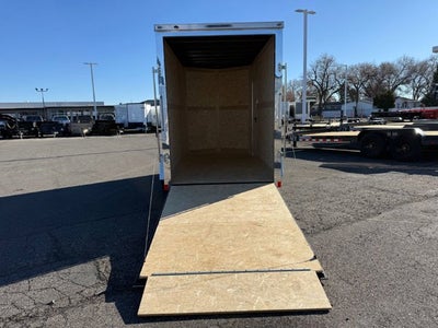 26 CROSS ENCLOSED CARGO Base