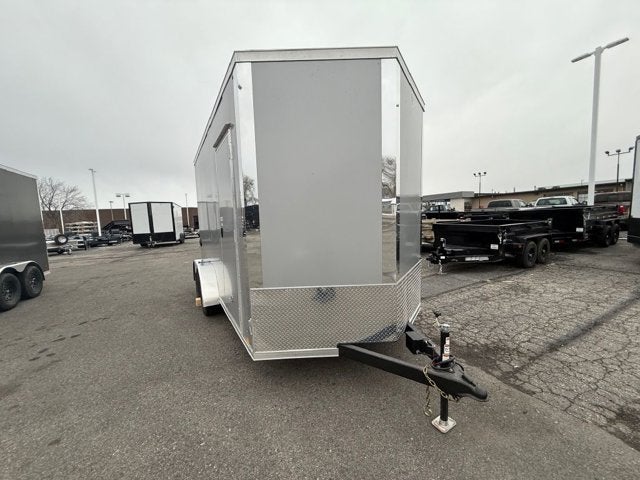 26 CROSS ENCLOSED CARGO Base