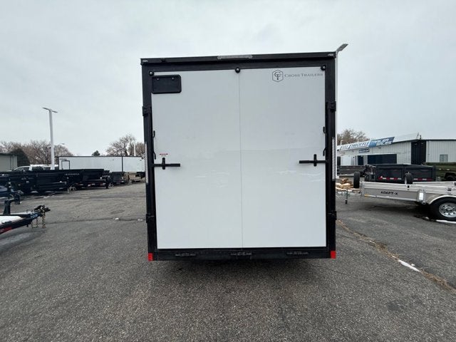 26 CROSS ENCLOSED CARGO Base