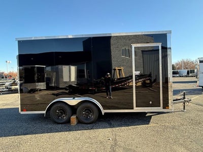 26 CROSS ENCLOSED CARGO Base