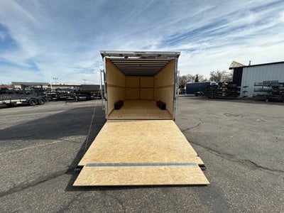 26 CROSS ENCLOSED CARGO Base