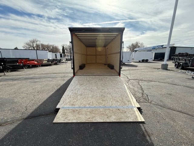 26 CROSS ENCLOSED CARGO Base