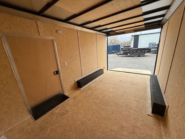 26 PACE CAR HAULER Base