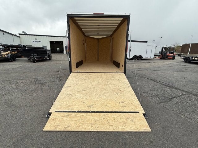 26 PACE ENCLOSED CARGO Base