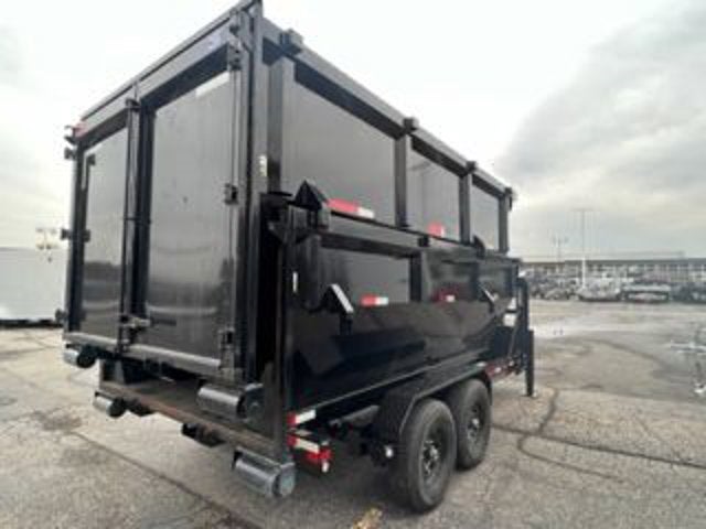 24 MAXX-D GOOSE ROLL OFF Base