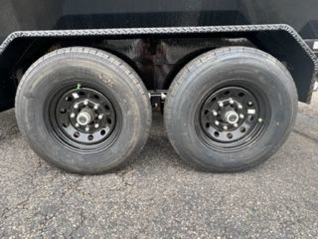 24 MAXX-D GOOSE ROLL OFF Base