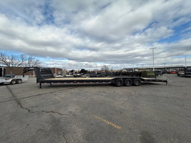 26 LAMAR GOOSE EQ HAULER Base