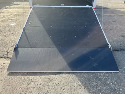 2023 ALCOM ENCLOSED SLED Base