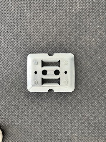 2023 ALCOM ENCLOSED SLED Base