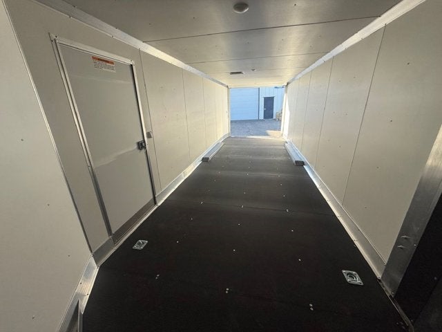 25 ALCOM ENCLOSED SLED Base