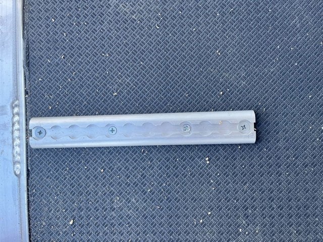 2023 ALCOM ENCLOSED SLED Base