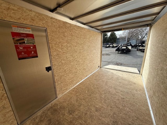 26 ALCOM ENCLOSED CARGO Base