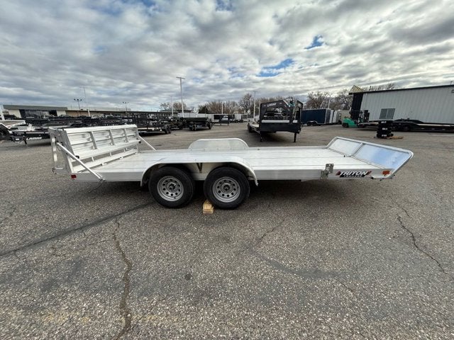 25 TRITON UTILITY Base