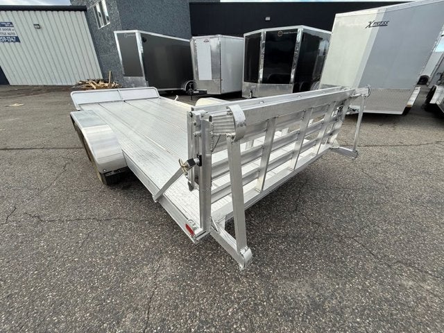 25 TRITON UTILITY Base