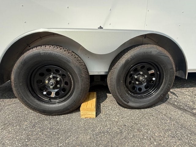 25 ROCK SOLID ENCLOSED CARGO Base