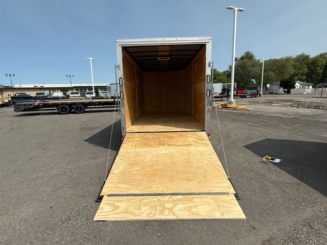 25 ROCK SOLID ENCLOSED CARGO Base