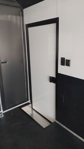 2022 UNITED TRAILERS ENCLOSED CAR HA Base