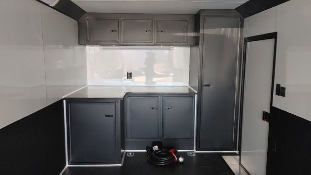 2022 UNITED TRAILERS ENCLOSED CAR HA Base