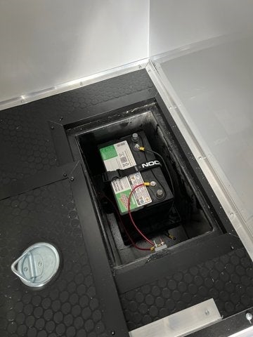 2022 UNITED TRAILERS ENCLOSED CAR HA Base